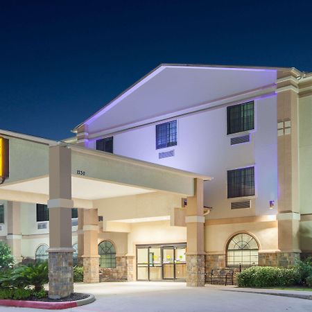 Aldine Super 8 By Wyndham Iah West/Greenspoint מראה חיצוני תמונה