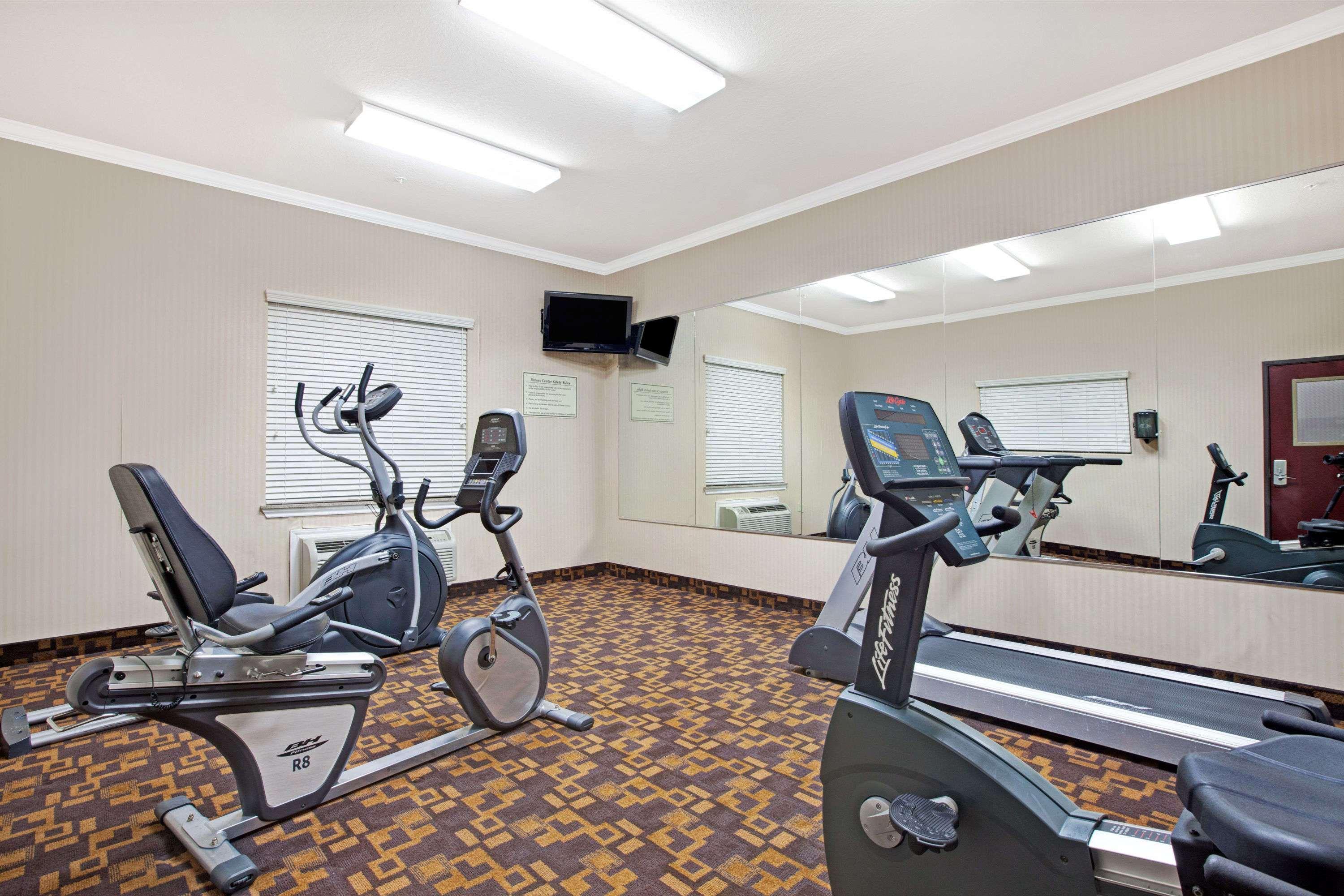 Aldine Super 8 By Wyndham Iah West/Greenspoint מראה חיצוני תמונה