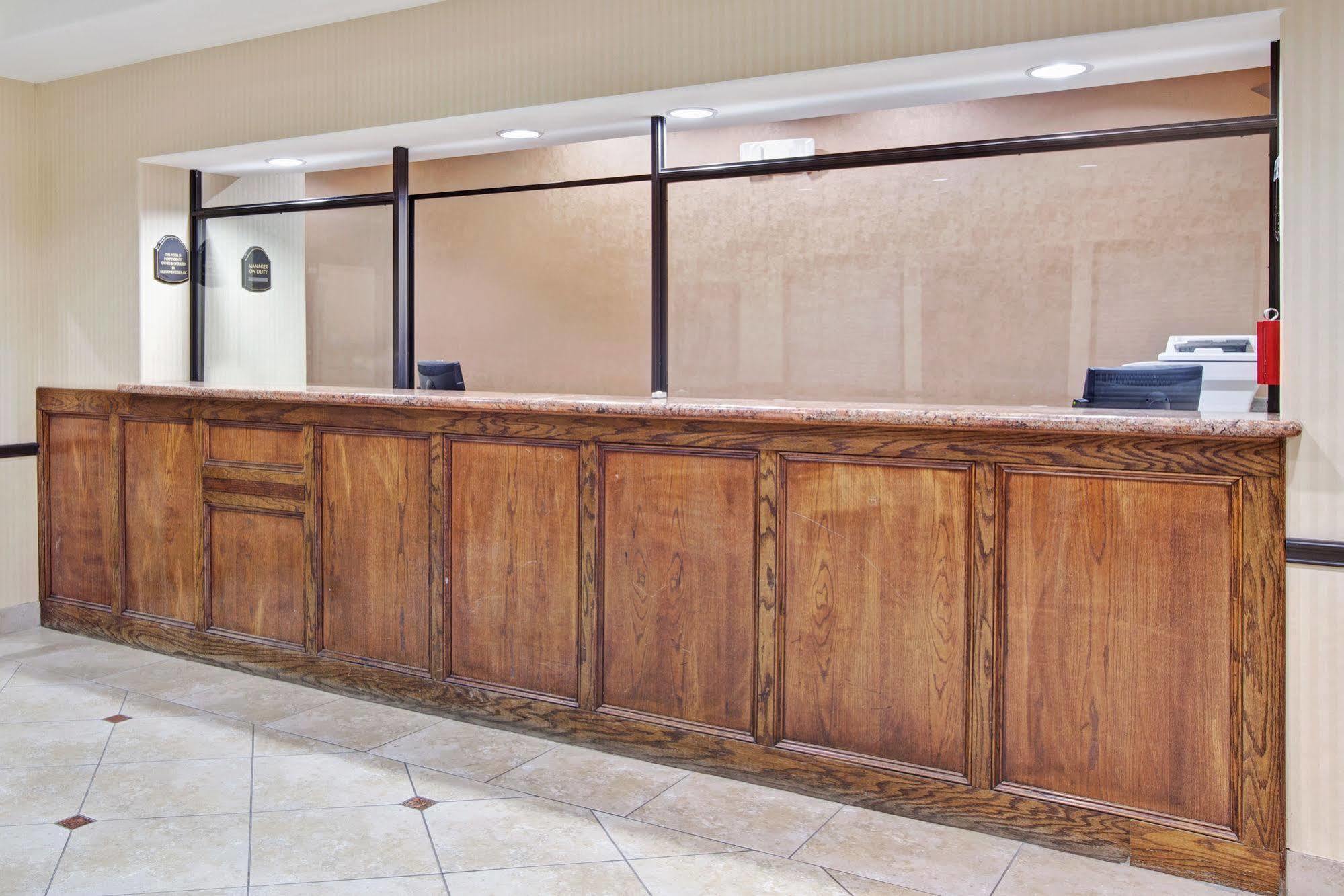Aldine Super 8 By Wyndham Iah West/Greenspoint מראה חיצוני תמונה